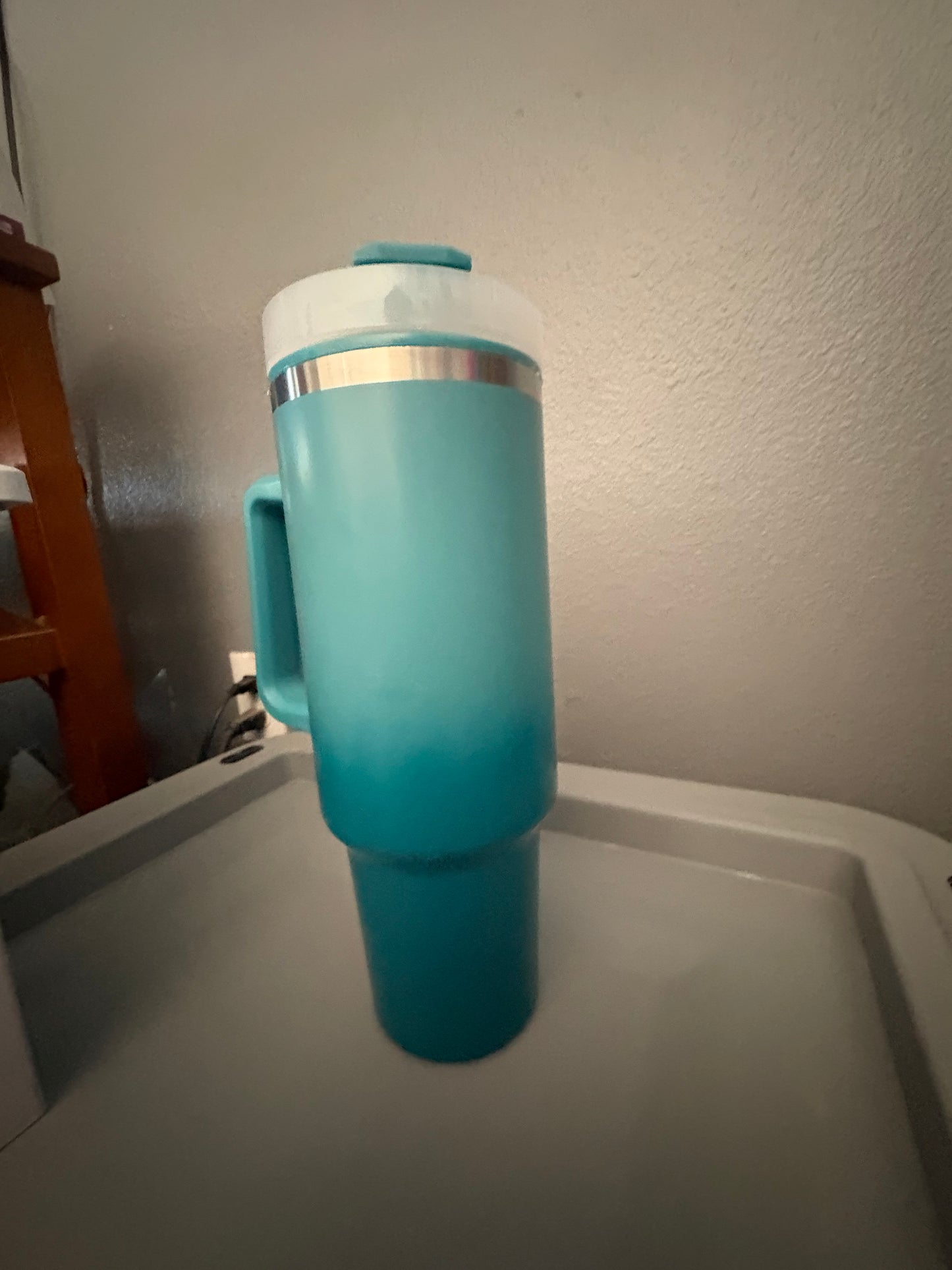 blue green ombré cup