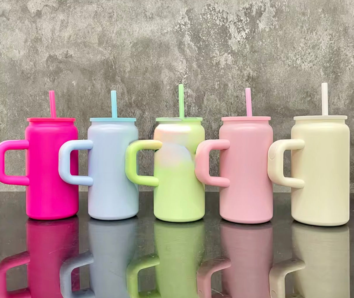 Stainless steel cups with handle and lid and straw