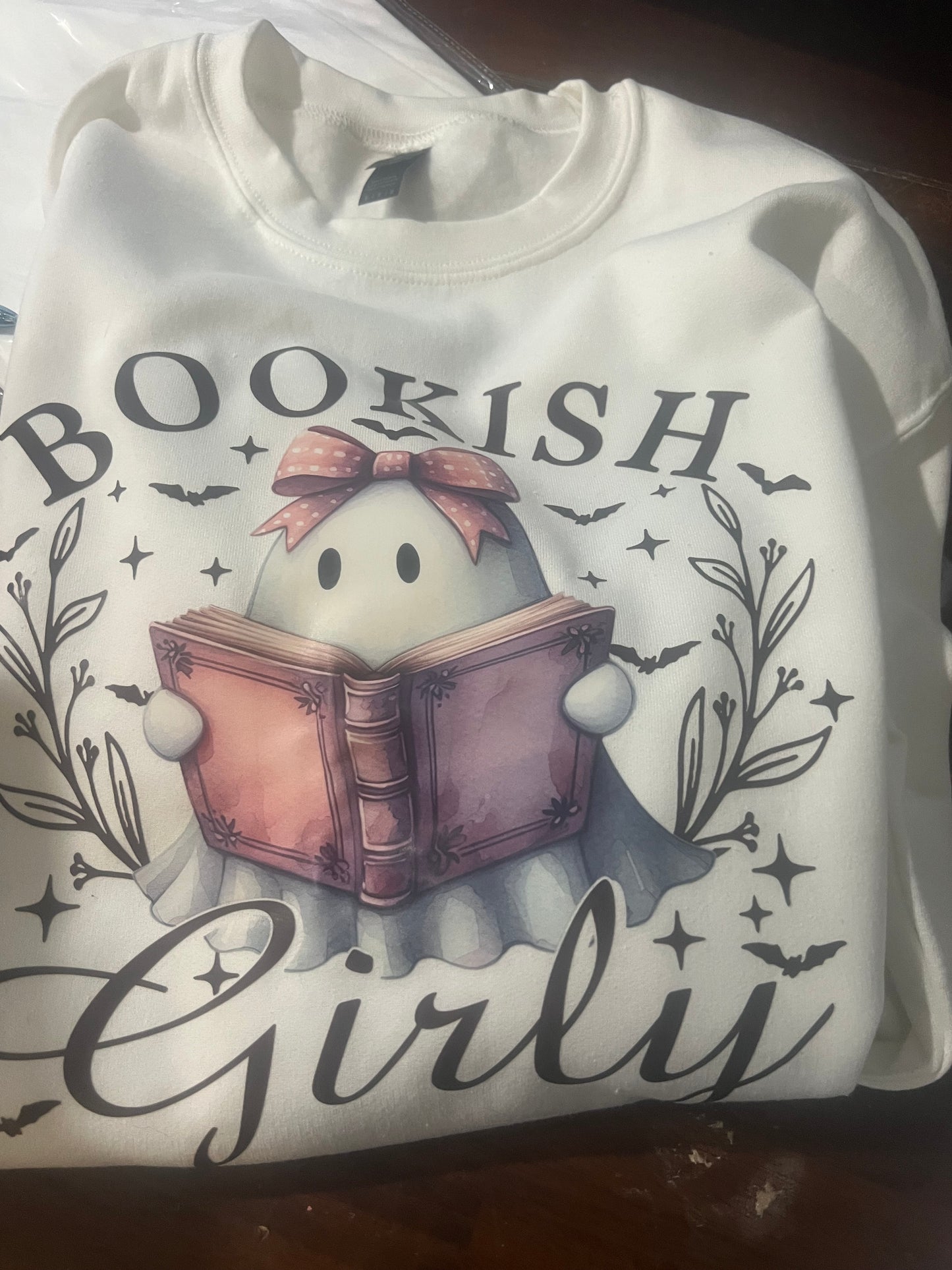 Bookish girly ghost sweat shirt